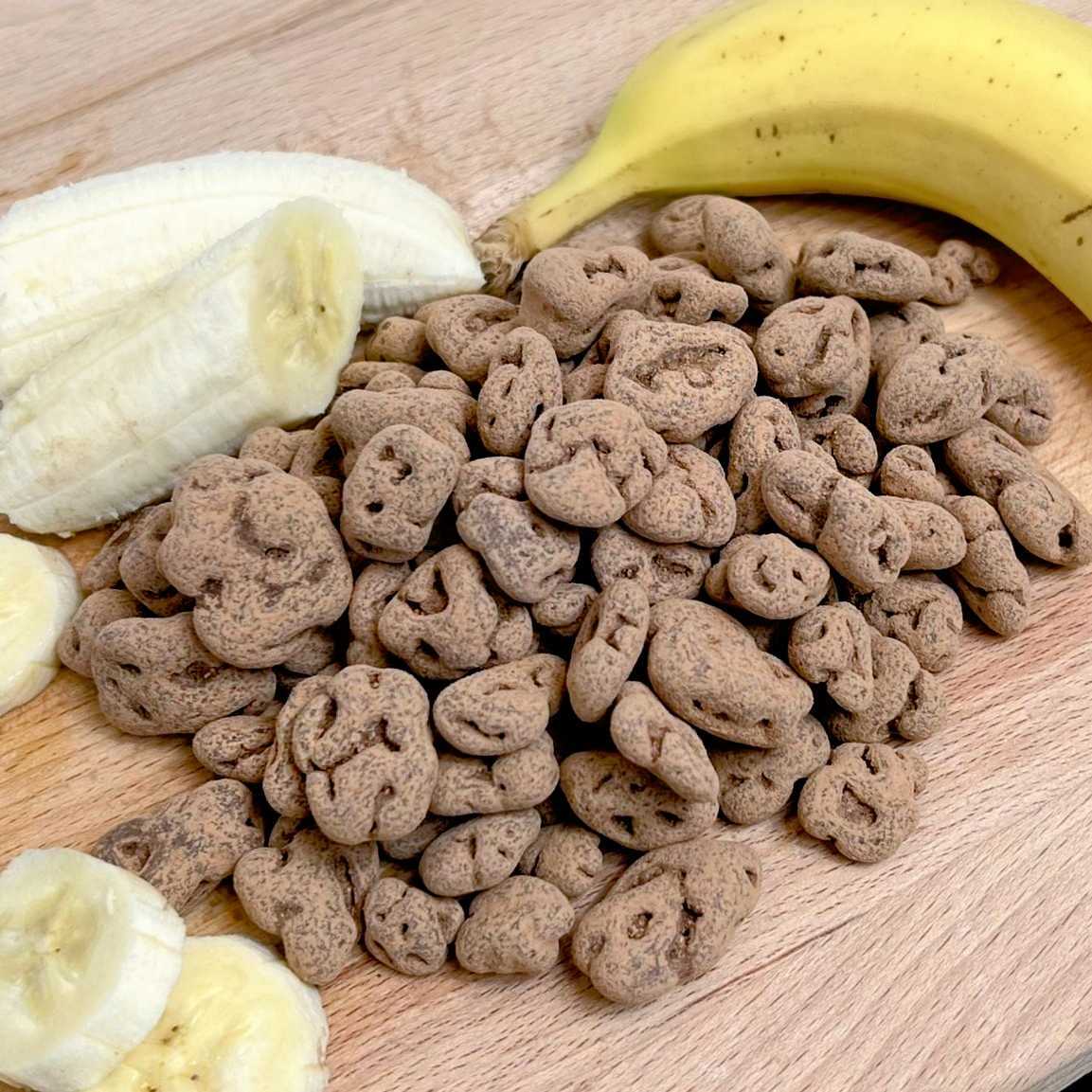 M*lk Chocolate Bananas